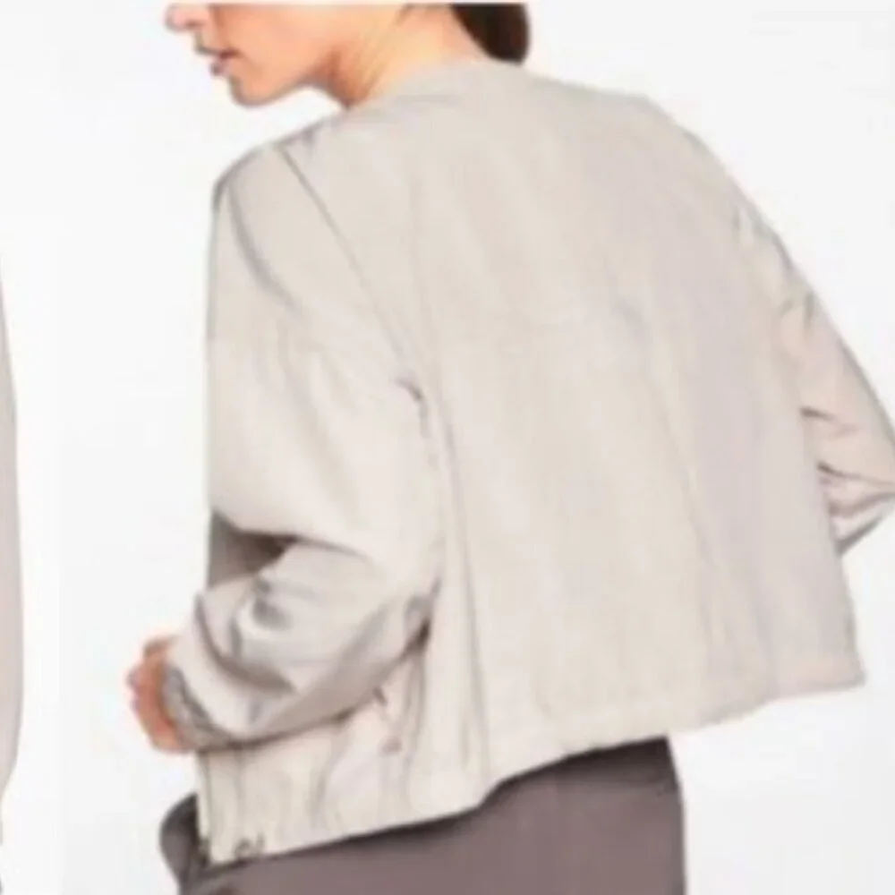 Athleta Chill Bomber in Beach‎ Stone